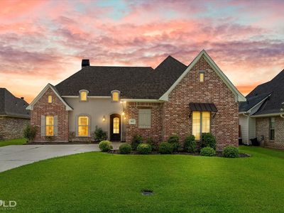 402 Halifax Cir, Benton, LA, 71006