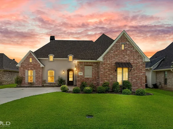 402 Halifax Cir, Benton, LA 71006