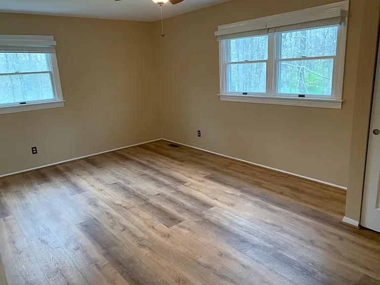 6476 Wardwood Ct — Photo 42
