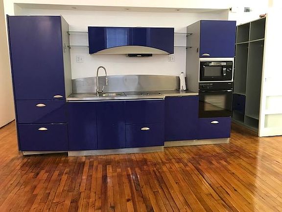 4th image of 50 Barnard St APT 205