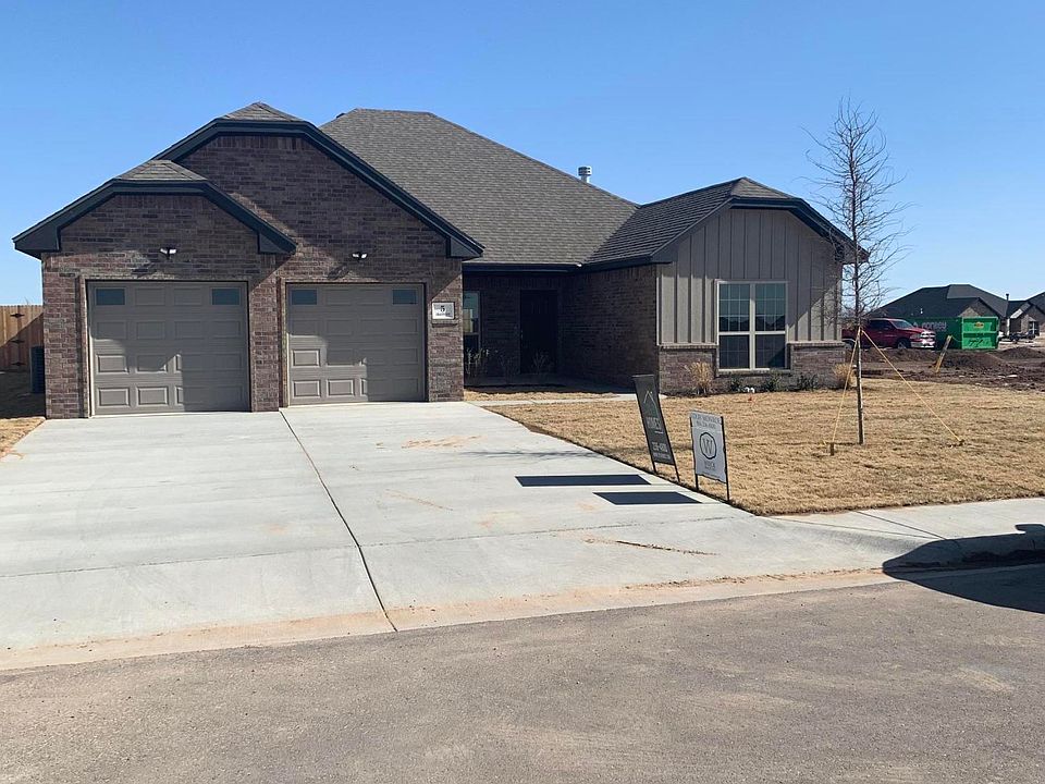 1st image of 5 Grace Wood Ln