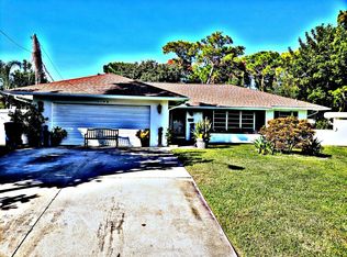 4744 Neptune Dr SE, Saint Petersburg, FL 33705