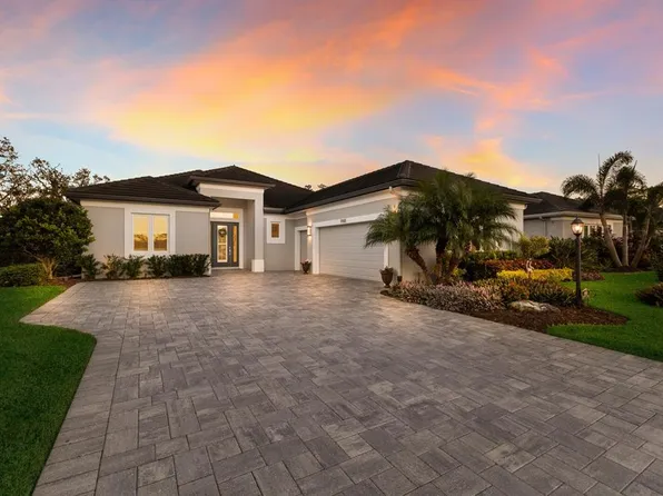 9908 Carnoustie Pl, Bradenton, FL 34211