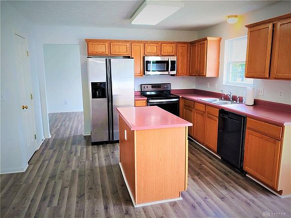 4th image of 2150 Eastover Ln