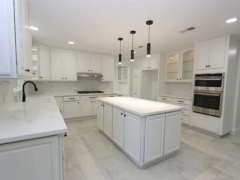 4839 McDermed Dr — Photo 11