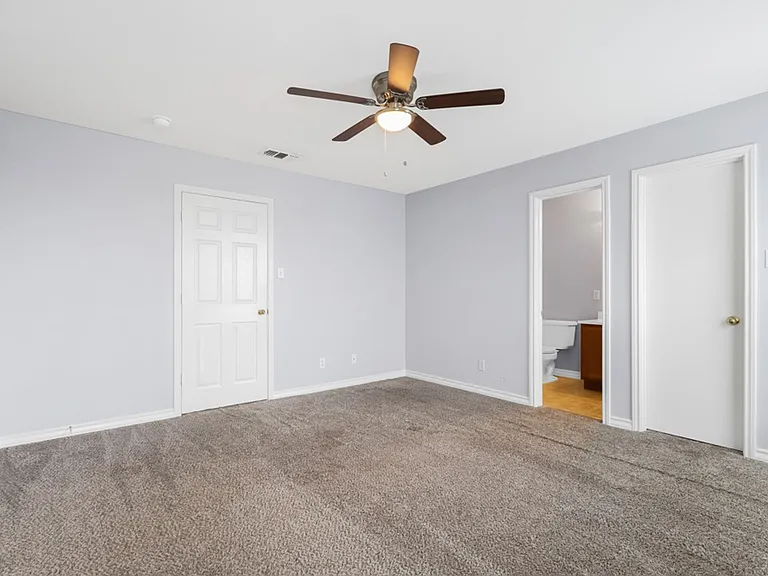 5002 Summit Wood #4 — Photo 15