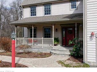 34 Pinnacle Ridge Rd, Farmington, CT 06032