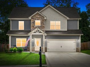 429 Woodtrace Dr, Clarksville, TN