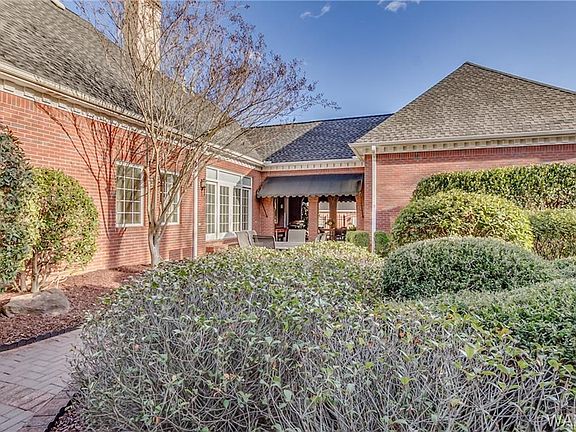 4th image of 1747 Williamsburg Ln