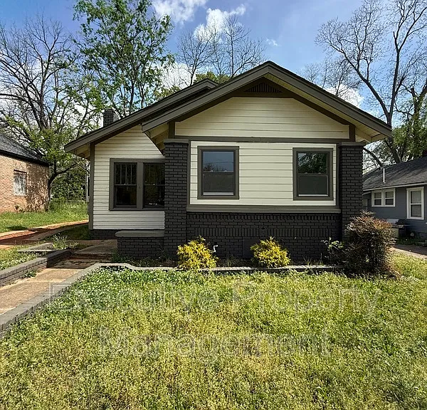 1225 15th Way SW — Photo 1