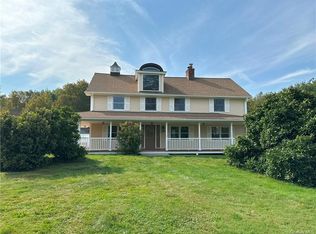 92 Crum Elbow Rd, Hyde Park, NY 12538