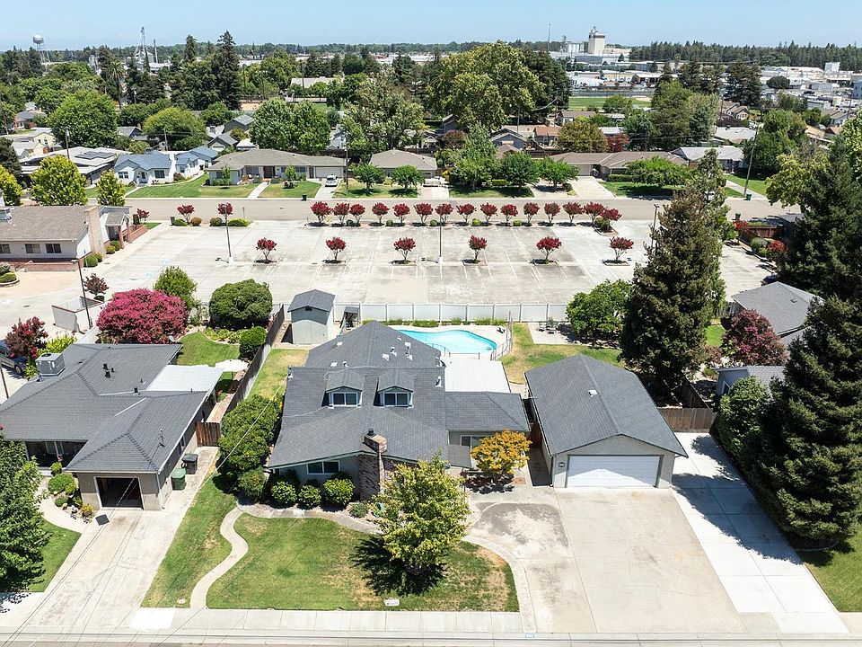 1st image of 606 Palm Ave