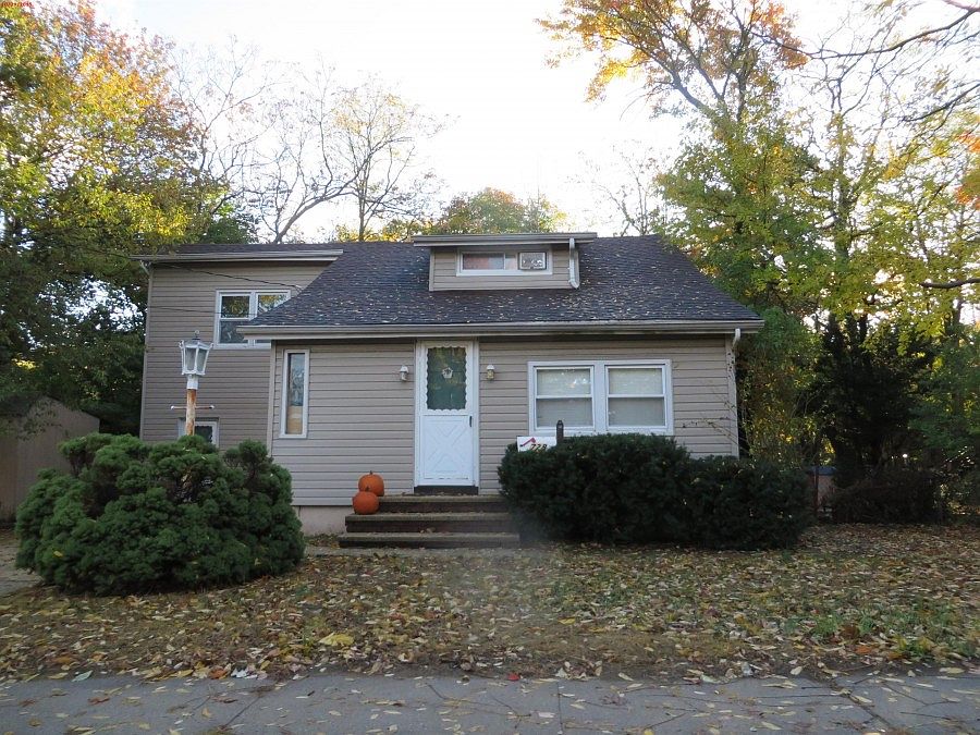 1st image of 728 Palmer Ave