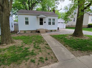 1217 N Linden St, Bloomington, IL 61701