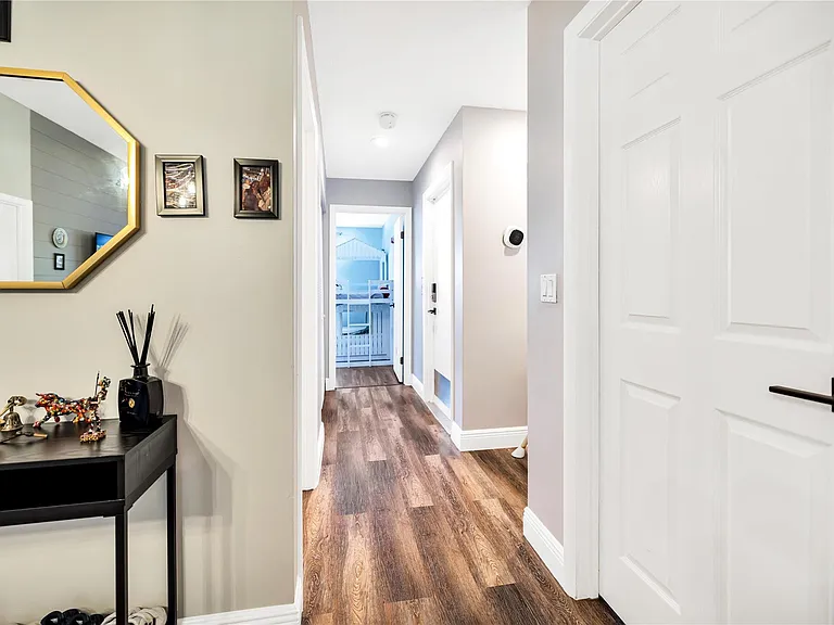 5568 American Cir — Photo 26