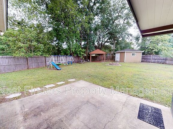 4th image of 3320 Tennis Hills Ln
