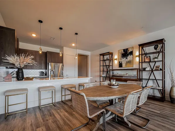 199 Waterpoint Ct #302, Montgomery, TX 77356