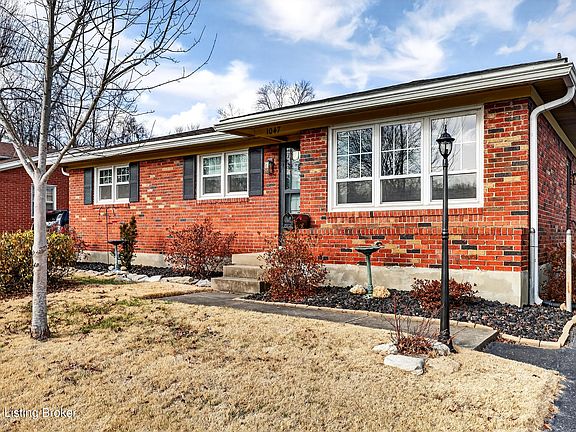 4th image of 1047 Clayborne Rd