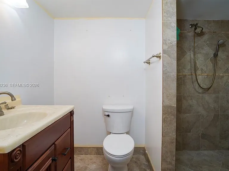 1815 Fairview Villas Dr #1 — Photo 16