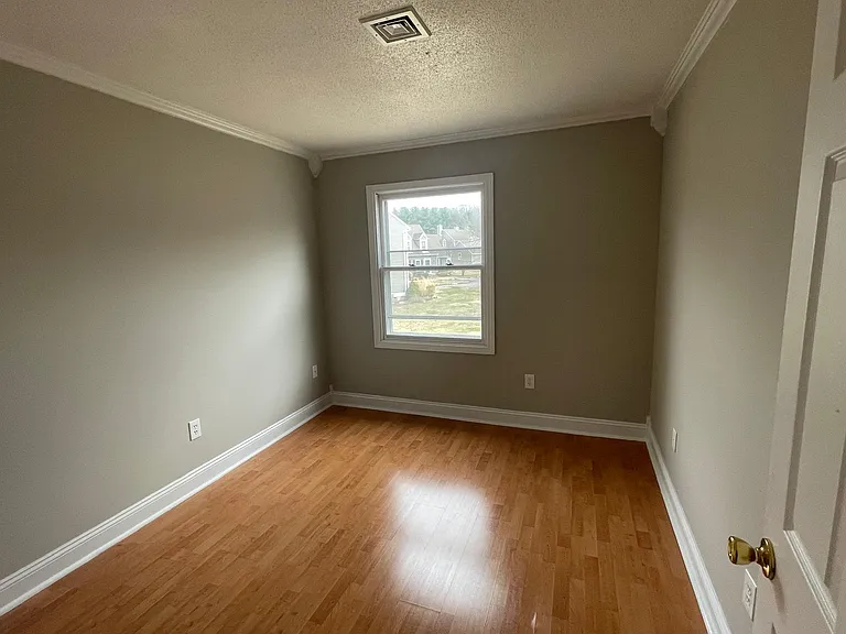316 Georgetown Dr — Photo 13
