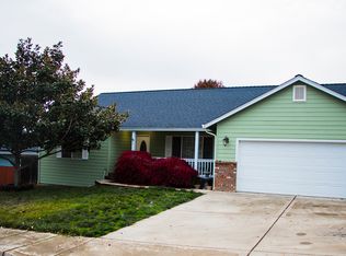 384 NW Pintail Ave, Winston, OR 97496
