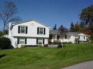 4771 Brafferton Dr, Bloomfield Hills, MI 48302