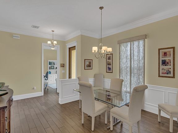 4th image of 1970 Bridgepointe Cir Unit 80