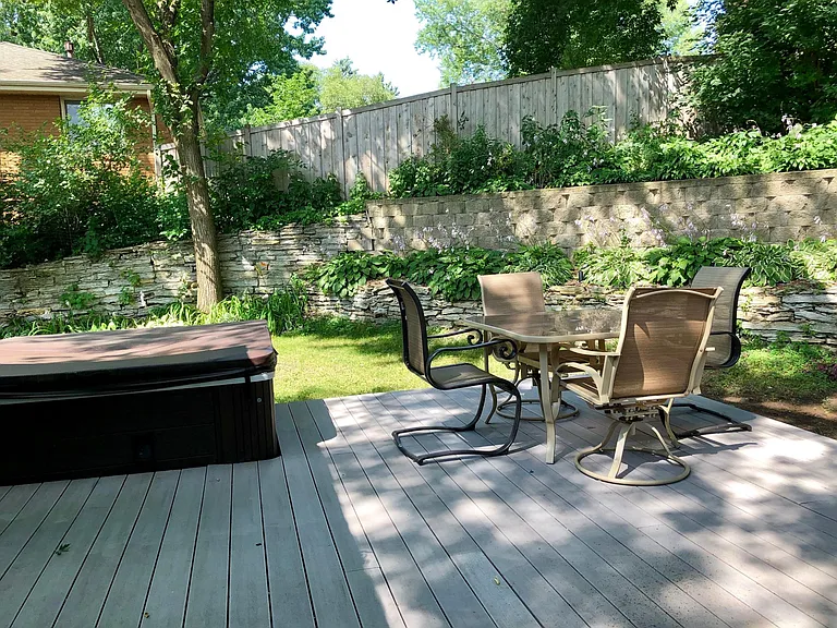 3240 Scott Ave N — Photo 9