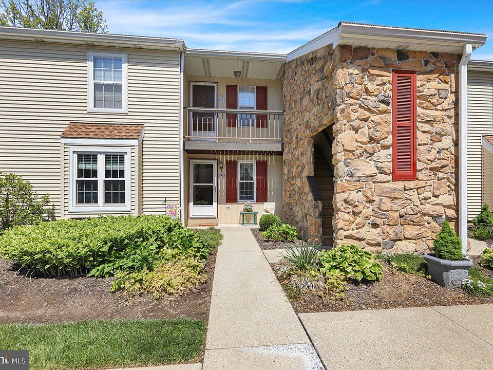 1st image of 126 Valley Greene Cir