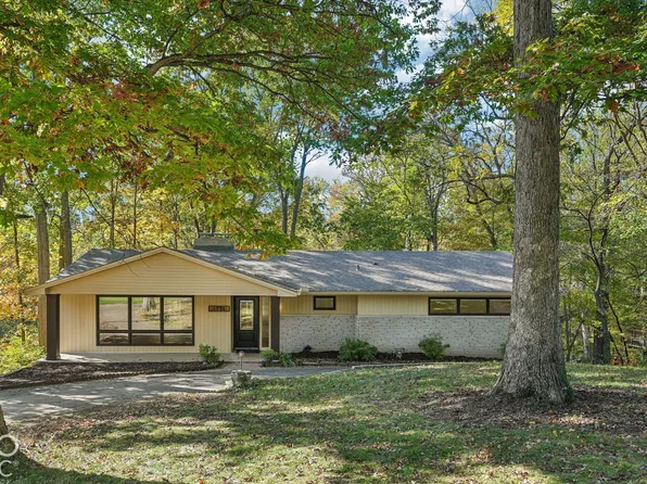 6220 Bramshaw Rd, Indianapolis, IN 46220