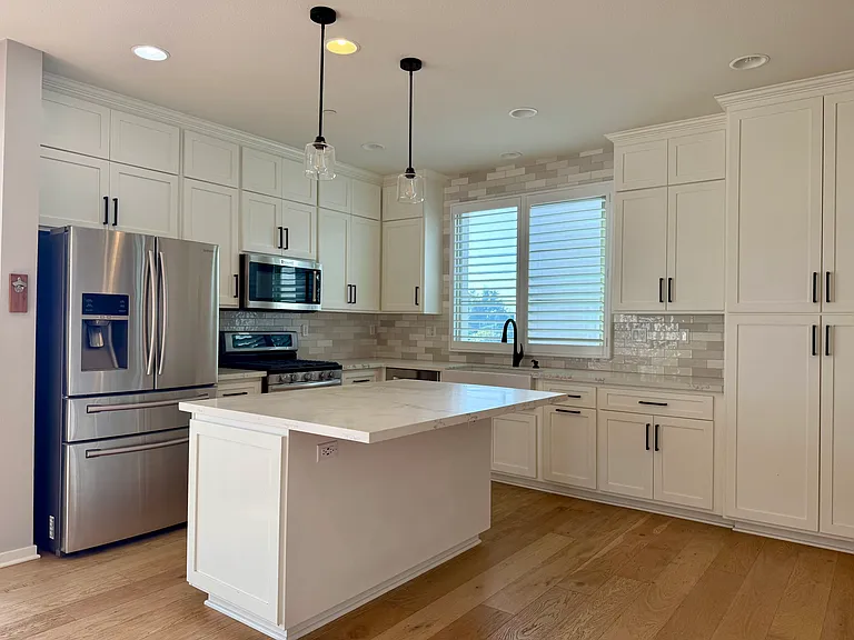 Kitchen (2nd floor)