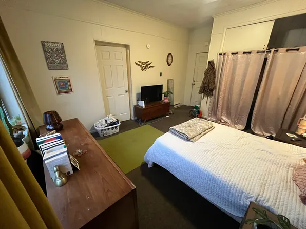 450 Dallas St #A, Morgantown, WV 26505