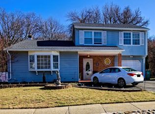 48 Ridge Rd, Edison, NJ 08817