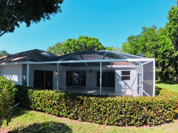 2803 Pin Oak Court, Palm Beach Gardens, FL 33410