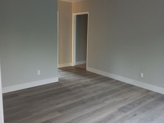 3rd image of 377 W 17th St APT B