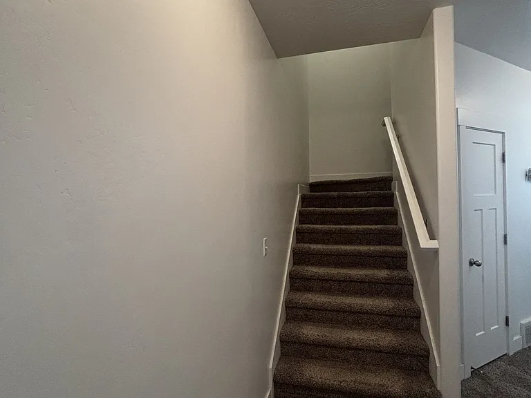 7538 N Cottage Ln — Photo 4