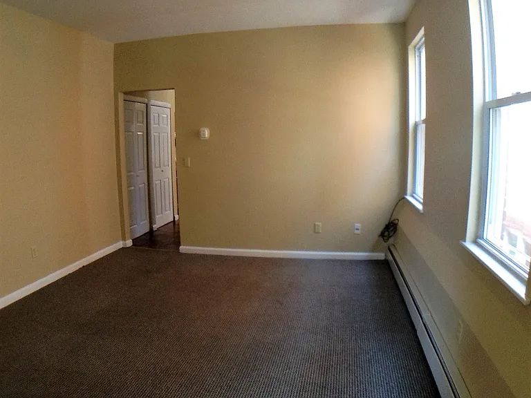 158 Westland St #2E — Photo 8