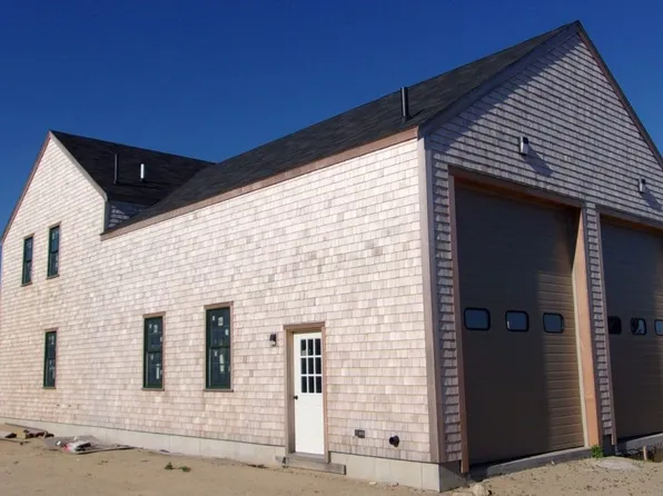 10 Tomahawk Rd, Nantucket, MA 02554