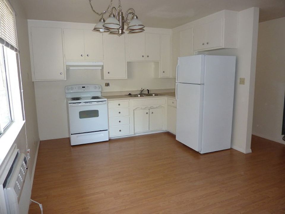 1st image of 911 T St APT 7