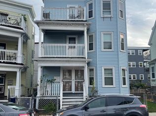 37 Oakley St FLOOR 2, Dorchester Center, MA 02124