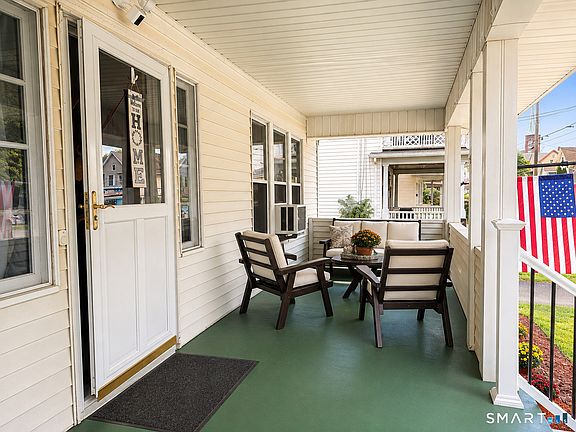 5th image of 209 Camp Street