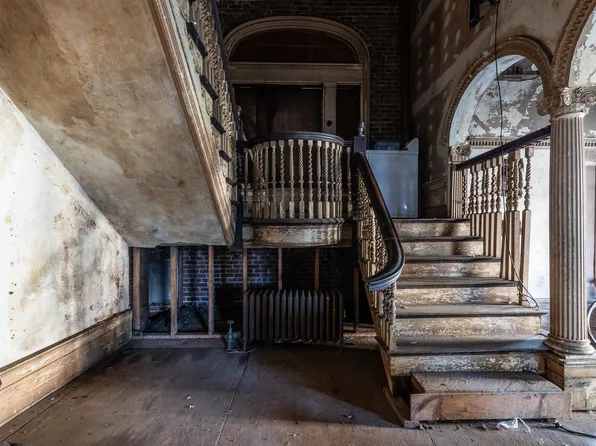 1000 Ocean Avenue image 3 of 7