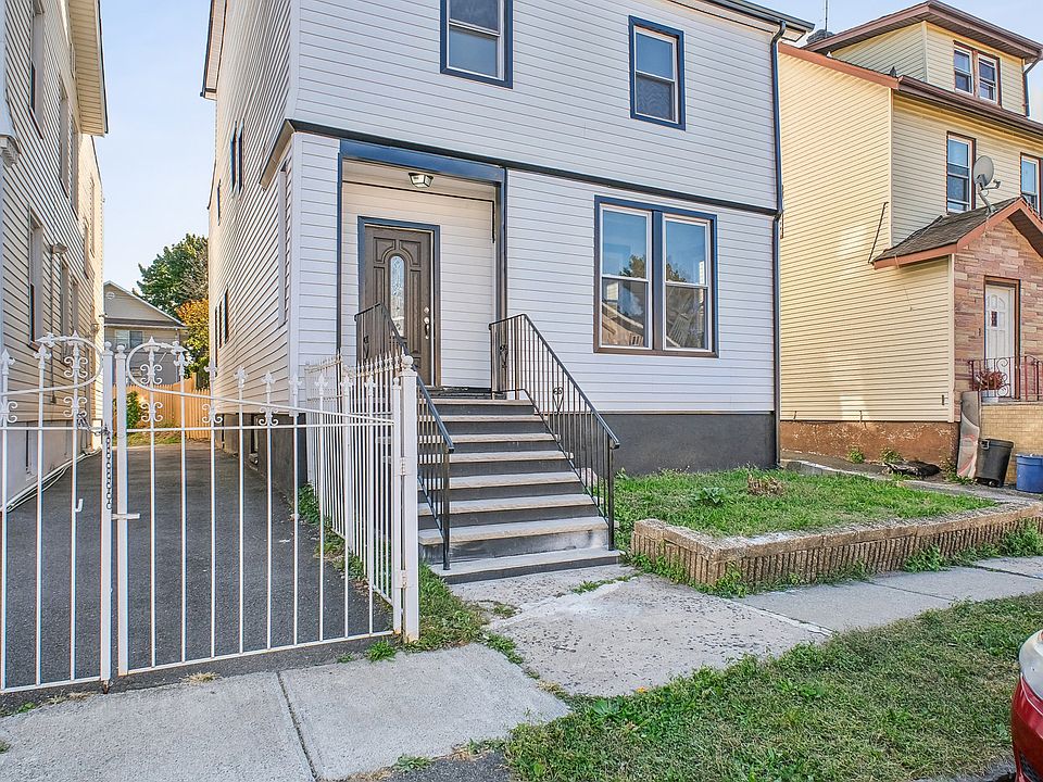 1st image of 176 Brookwood St Floor 2