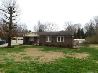 121 Shuffler Rd, Morganton, NC 28655