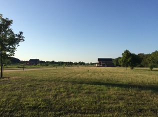 2808 N Brickhouses Rd, Urbana, IL 61802