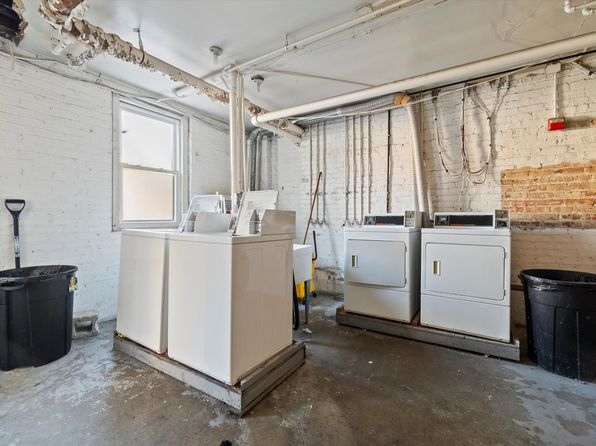 50 Forest Ave APT 2S, Riverside, IL 60546