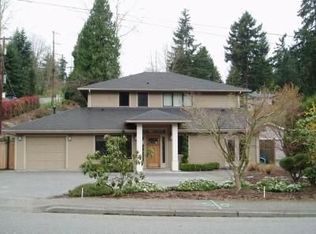 839 104th Ave SE, Bellevue, WA 98004