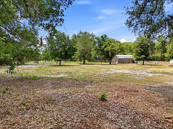 4th image of 27137 Miller Rd