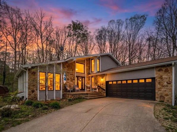 1107 Woodlawn Dr, New Castle, IN 47362