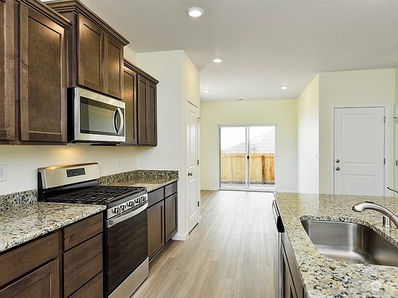4th image of 6424 121st Ave E